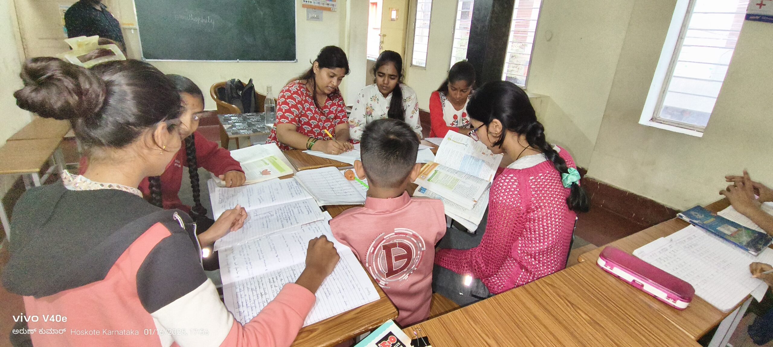 filter: 0; fileterIntensity: 0.0; filterMask: 0; captureOrientation: 0;
shaking: 0.0; highlight: true; algolist: 0;
multi-frame: 1;
brp_mask:0;
brp_del_th:0.0000,0.0000;
brp_del_sen:0.0000,0.0000;
delta:null;
module: photo;hw-remosaic: false;touch: (-1.0, -1.0);sceneMode: 8;cct_value: 0;AI_Scene: (-1, -1);aec_lux: 0.0;aec_lux_index: 0;HdrStatus: off;albedo:  ;confidence:  ;motionLevel: 0;weatherinfo: null;temperature: 34;